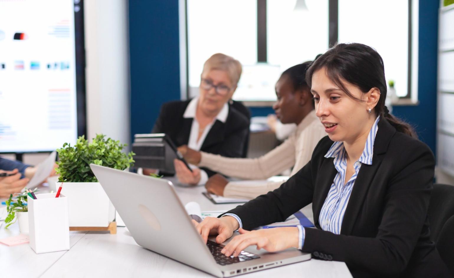 Graphiques et indicateurs de performance financière